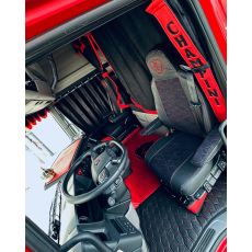 SCANIA S od 2017 rovná podlaha "HONEYCOMB" s výšivkou MAMUT